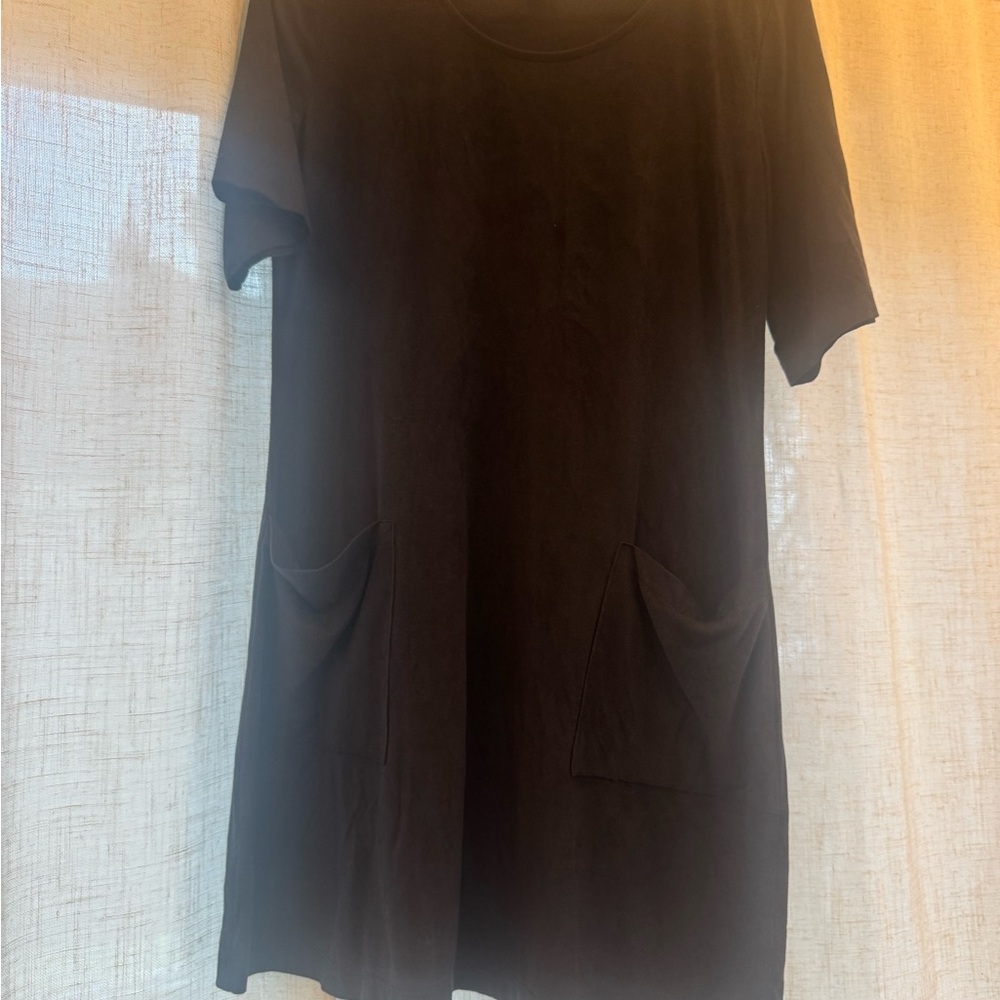 Black Short Sleeve Dress with Pockets